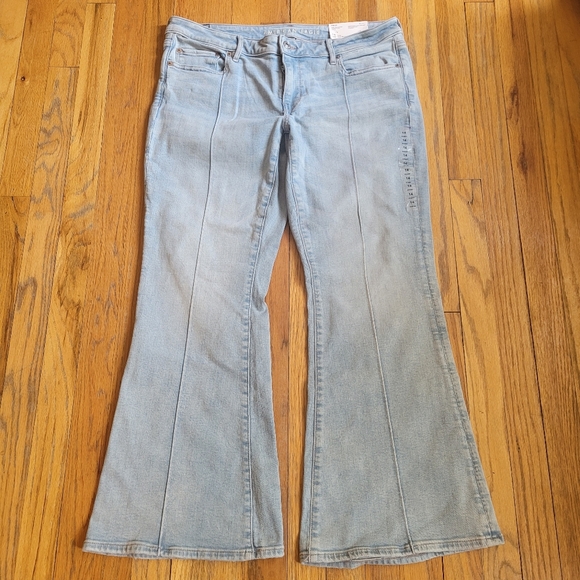 American Eagle Super Lowrise Flare Stretch Light Blue Flared Women Jeans Size 14 - Picture 12 of 14